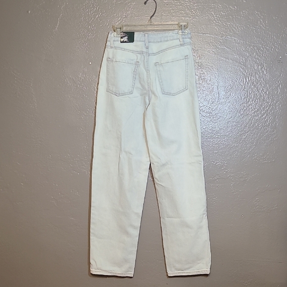 Wild Fable Women's Light Blue Distressed Jeans Relaxed Fit Size 0 30" Inseam NWT - Picture 2 of 12